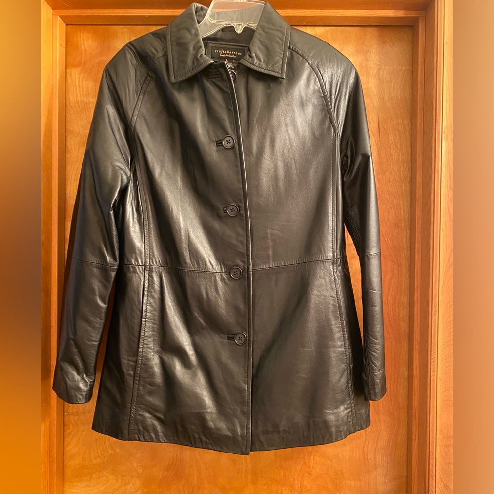 Women’s lamb skin leather coat. Croft & Barrow. Size S